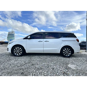 KIA All New Carnival — foto 6 de 16