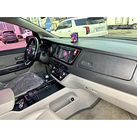 KIA All New Carnival — foto 10 de 16