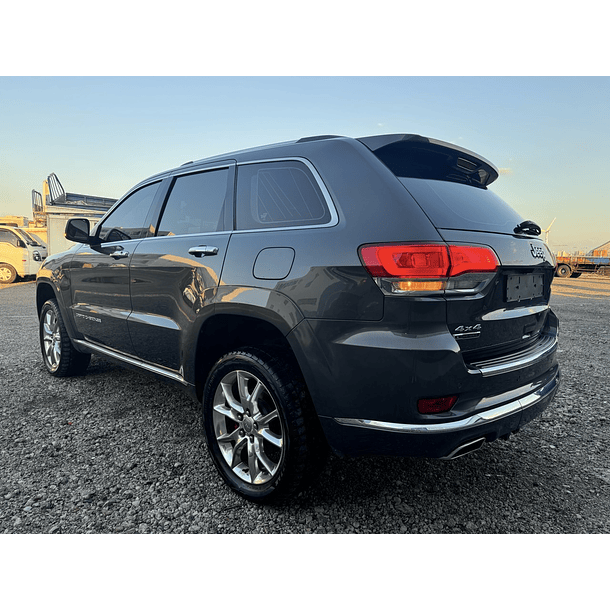 JEEP GRAND CHEROKEE SUMMIT TOPLINE 2016 / 4WD / SUNROOF / DIESEL 3