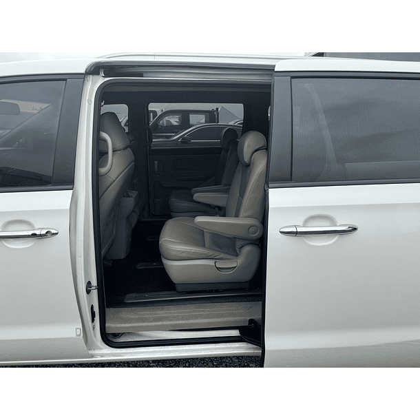 KIA ALL NEW GRAND CARNIVAL 2018 / 9PASAJEROS / DIESEL / SMARTKEY 12