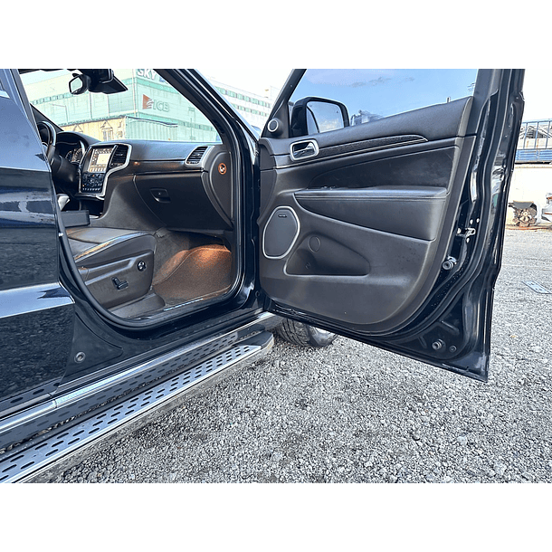 JEEP GRAND CHEROKEE SUMMIT TOPLINE 2018 / 4WD / SUNROOF / DIESEL 14