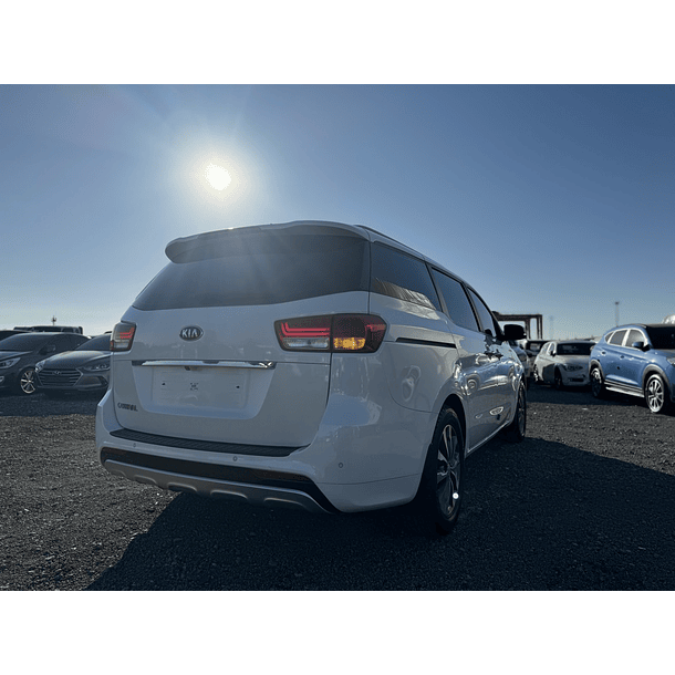 KIA ALL NEW CARNIVAL 2016 / 9PASAJEROS / PANTALLA / DIESEL 5