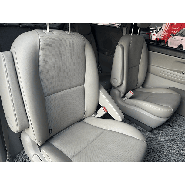 KIA ALL NEW CARNIVAL 2020 / 9PASAJEROS / DIESEL / SMARTKEY / PANTALLA 23