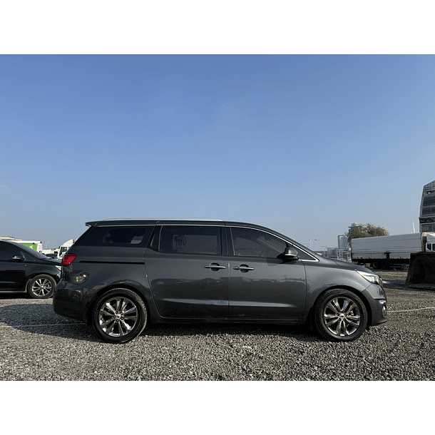 KIA ALL NEW CARNIVAL 2016 / 9PASAJEROS / DIESEL / PUERTA ELECTRICA / SUNROOF 7