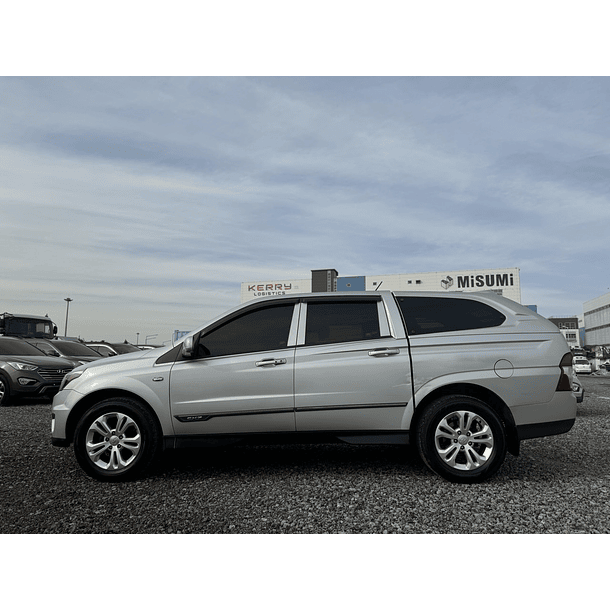 SSANG YONG KORANDO SPORTS 2015 / 4WD DIESEL PICKUP 2