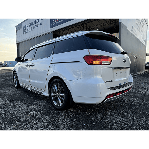 KIA ALL NEW CARNIVAL 2018 / 9PASAJEROS / DIESEL / PUERTA ELECTRICA / SUNROOF 3