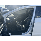 HYUNDAI i30 2015 / SMART KEY / DIESEL 1.6 / MECANICA 6TA 9