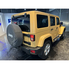 Jeep Wrangler Rubicon — foto 7 de 16