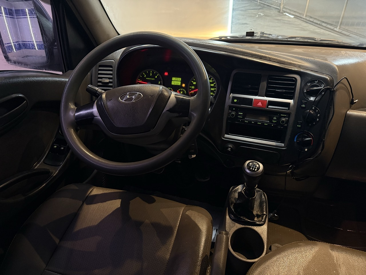 HYUNDAI PORTER 2013 DOBLE CABINA / MECANICA / DIESEL / A/C- 15