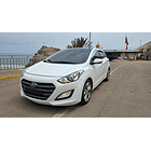 HYUNDAI i30 2012 / DIESEL 1.6 / SUNROOF / SMART KEY  8