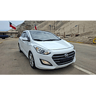 HYUNDAI i30 2012 / DIESEL 1.6 / SUNROOF / SMART KEY  1