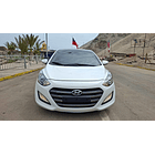 HYUNDAI i30 2012 / DIESEL 1.6 / SUNROOF / SMART KEY  2
