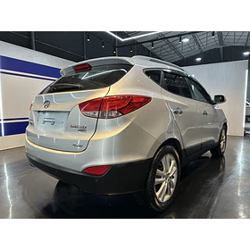 Hyundai Tucson — foto 4 de 16