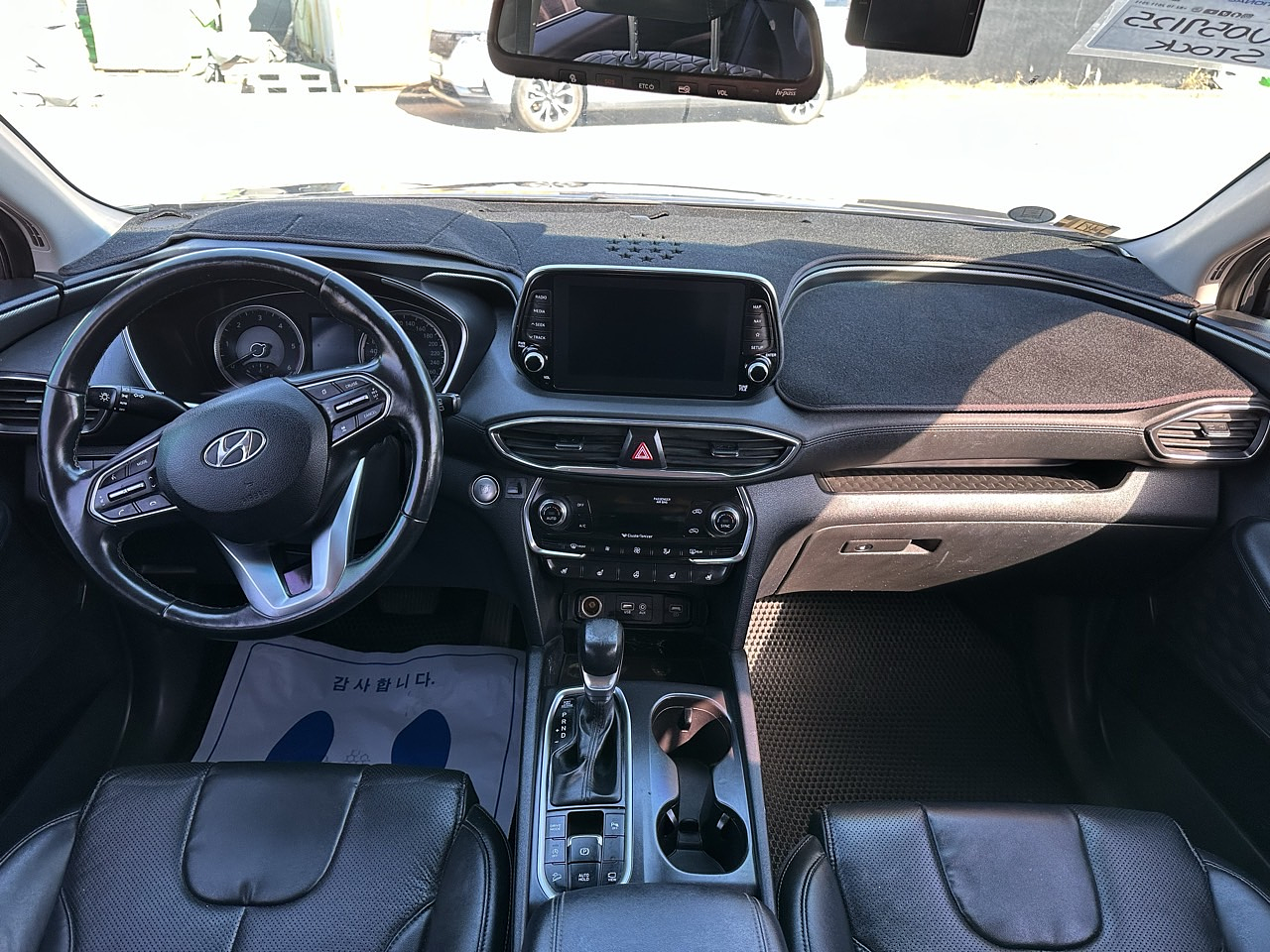 HYUNDAI SANTAFE 2019 / PANTALLA / AUTOMATICO / DIESEL / 7PASAJEROS 24