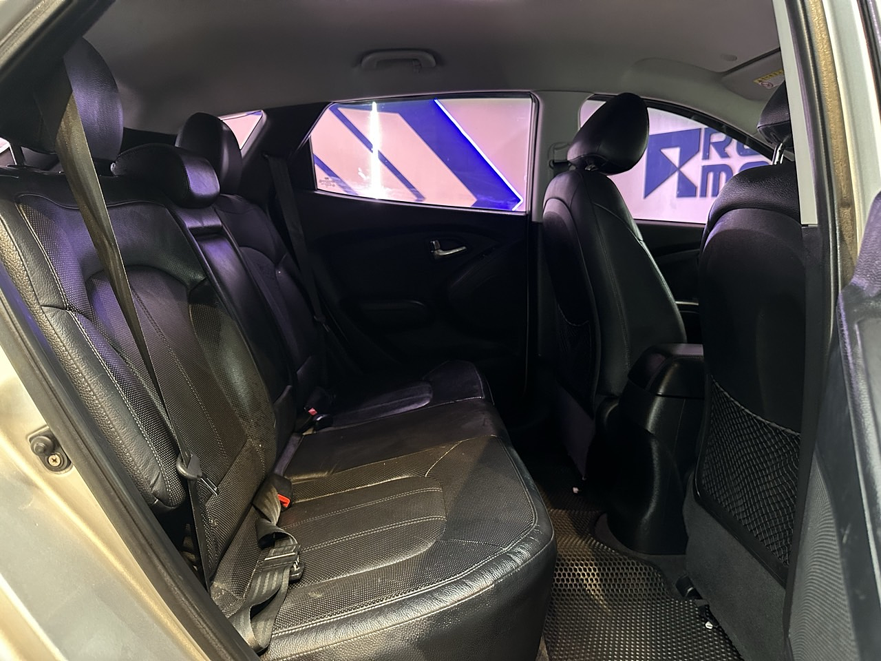  HYUNDAI TUCSON 2011 / AUTOMÁTICA  / DIESEL  / 2WD 29