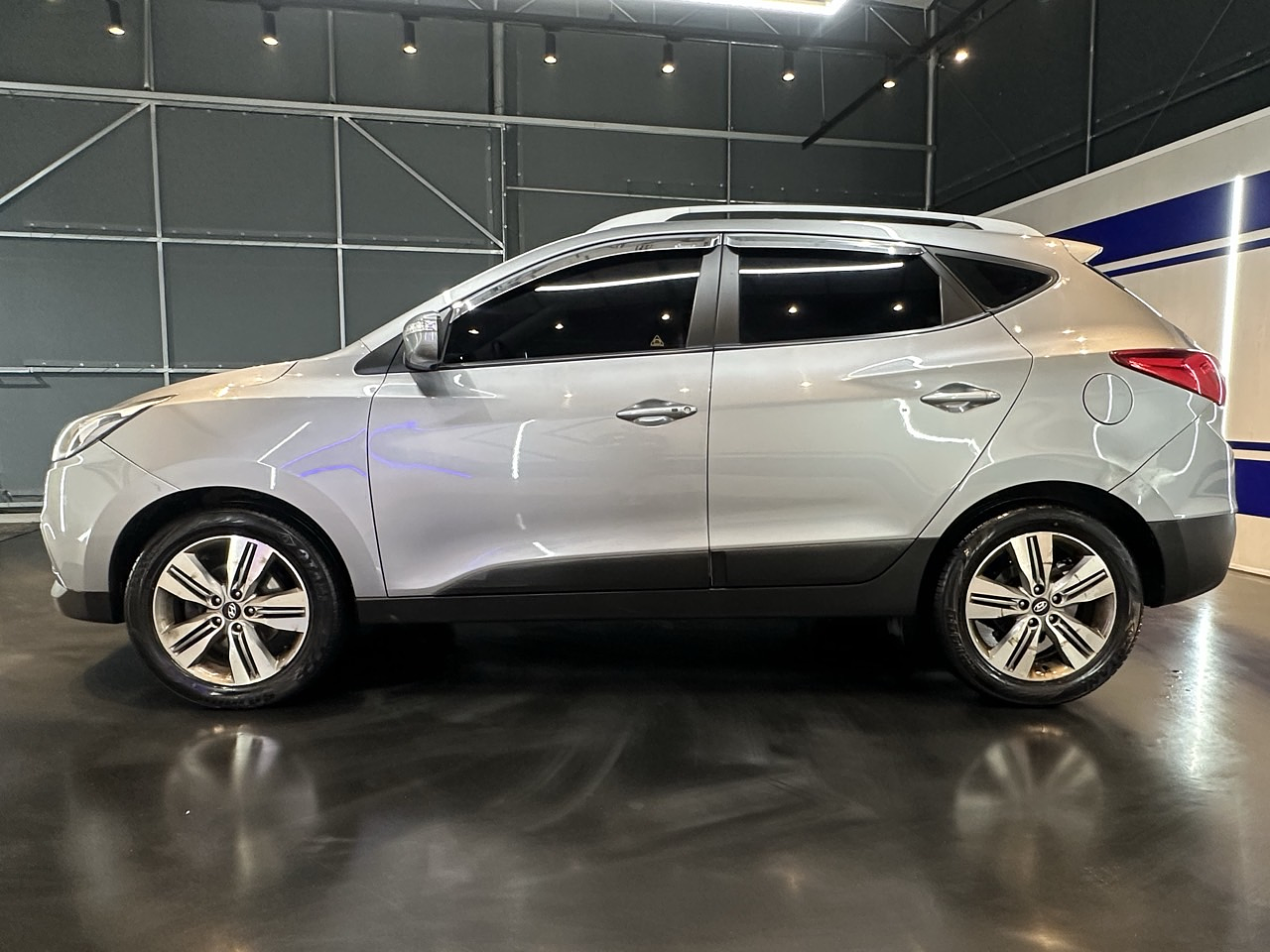  HYUNDAI TUCSON 2015 / AUTOMÁTICA  / DIESEL  / 2WD 10