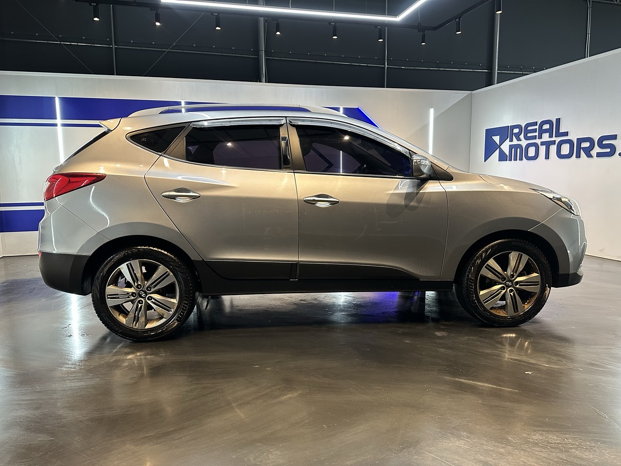  HYUNDAI TUCSON 2015 / AUTOMÁTICA  / DIESEL  / 2WD 9