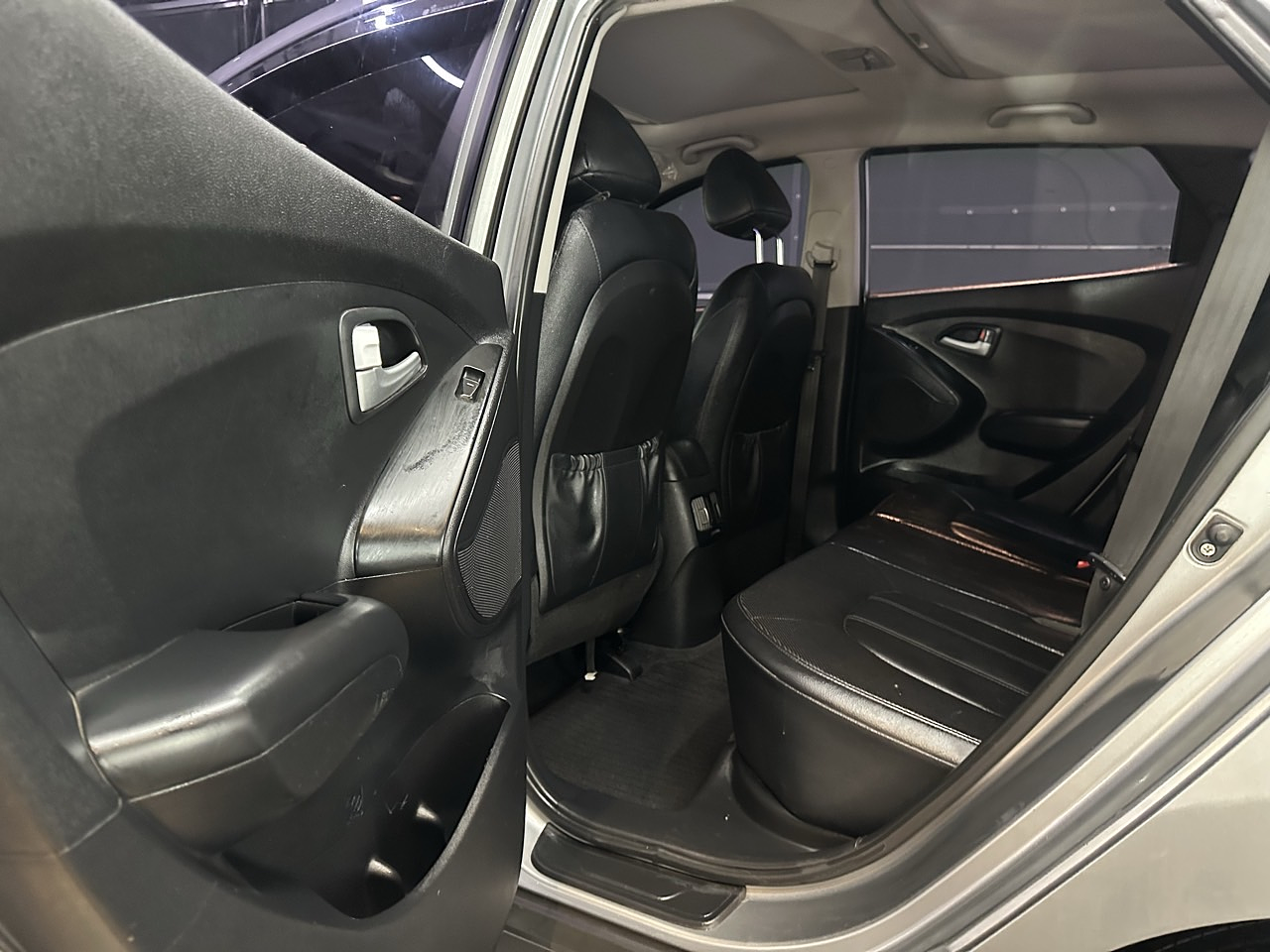  HYUNDAI TUCSON 2015 / AUTOMÁTICA  / DIESEL  / 2WD 31