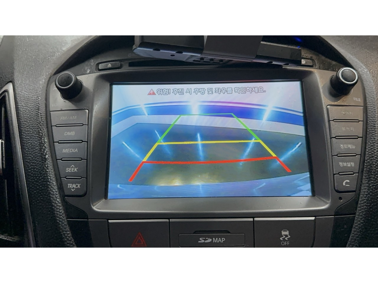  HYUNDAI TUCSON 2015 / AUTOMÁTICA  / DIESEL  / 2WD 29