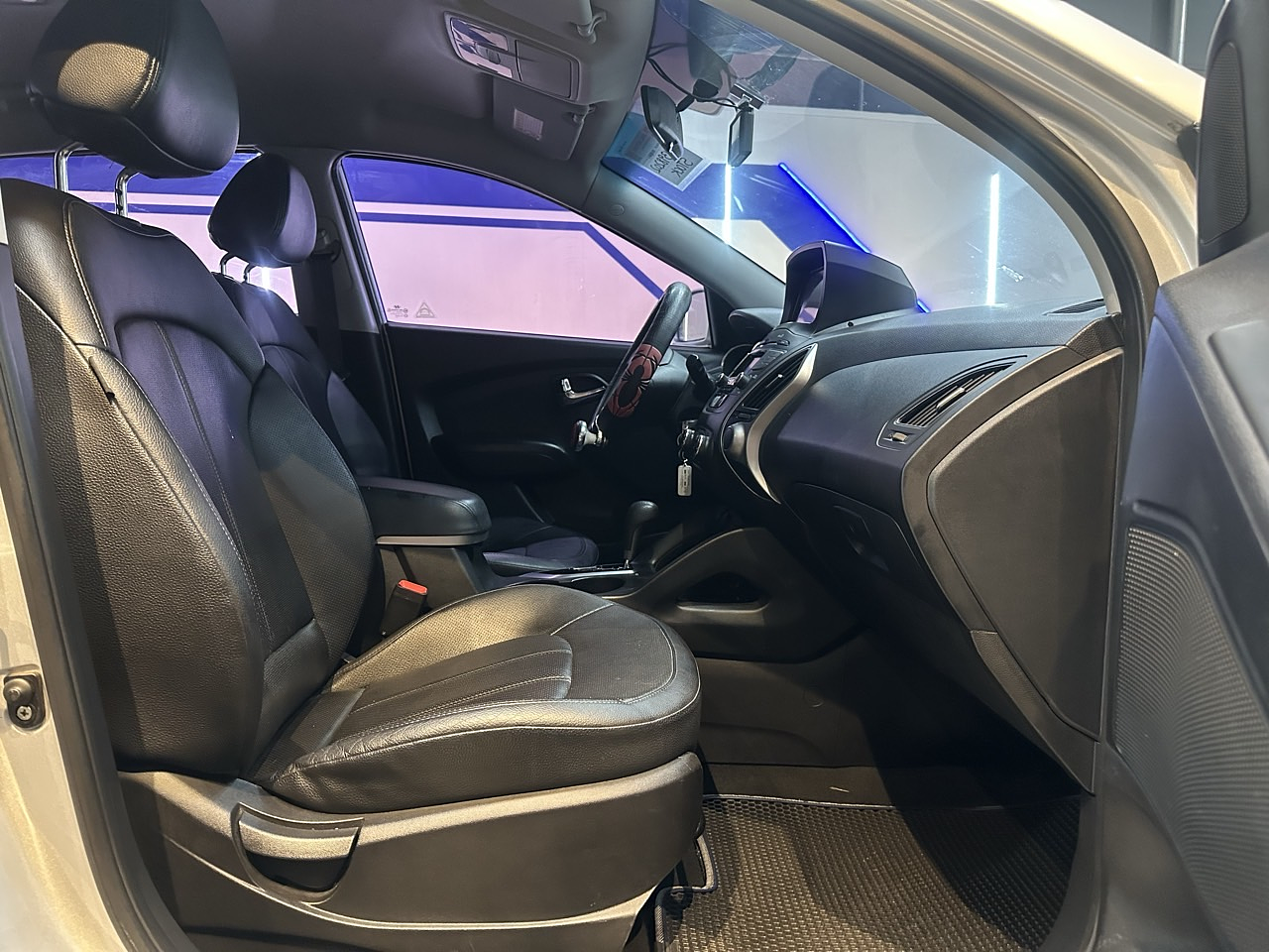  HYUNDAI TUCSON 2012 / AUTOMÁTICA  / DIESEL  / 2WD 25