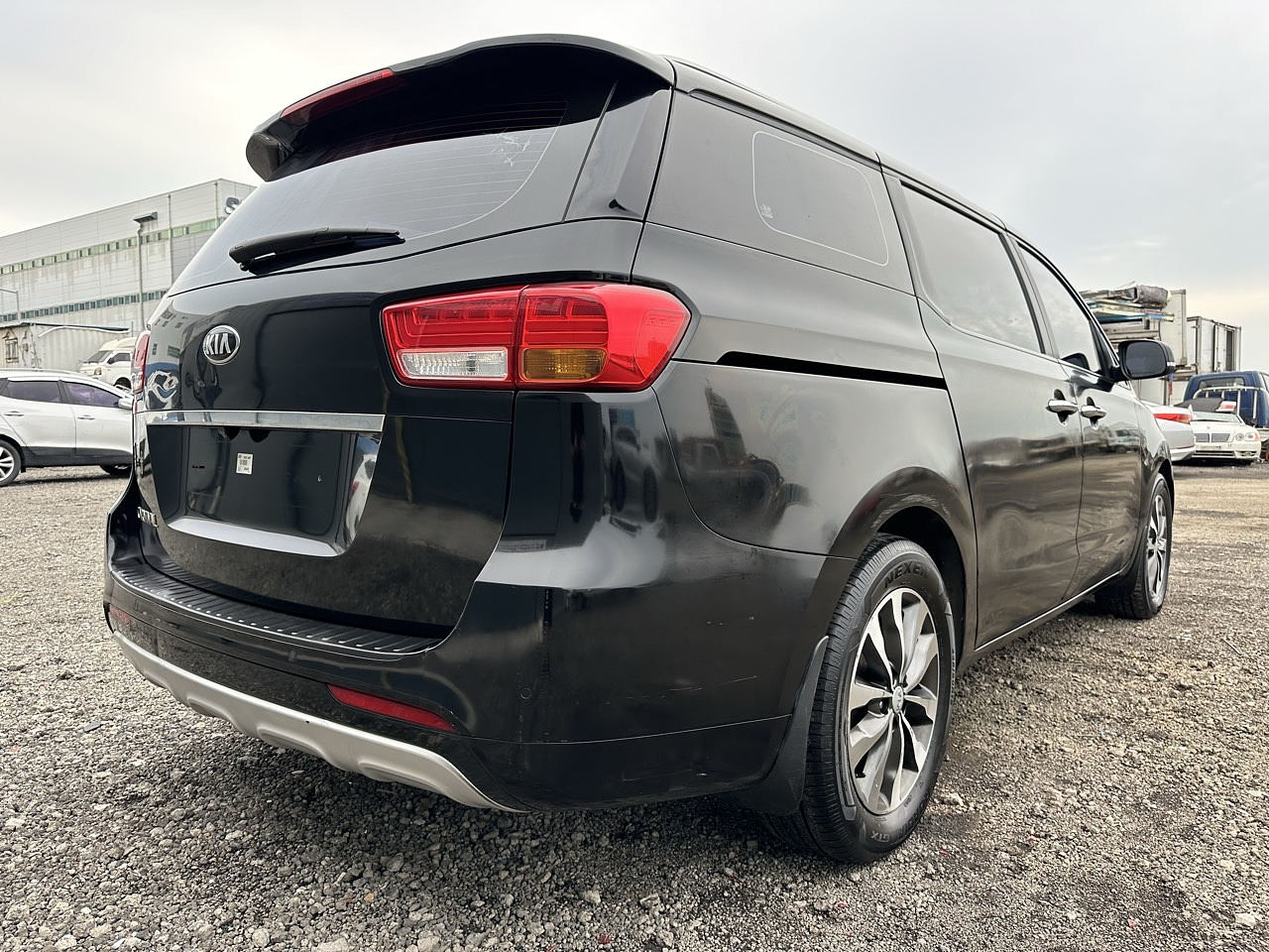 KIA CARNIVAL 2018 / 9PASAJEROS /  DIESEL / SMART KEY  20