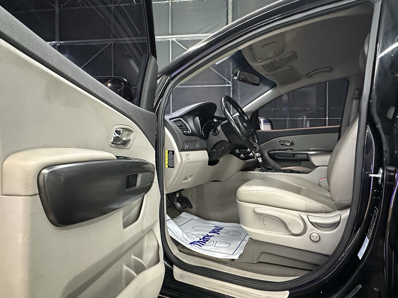 KIA CARNIVAL 2018 / 9PASAJEROS /  DIESEL / SMART KEY  22