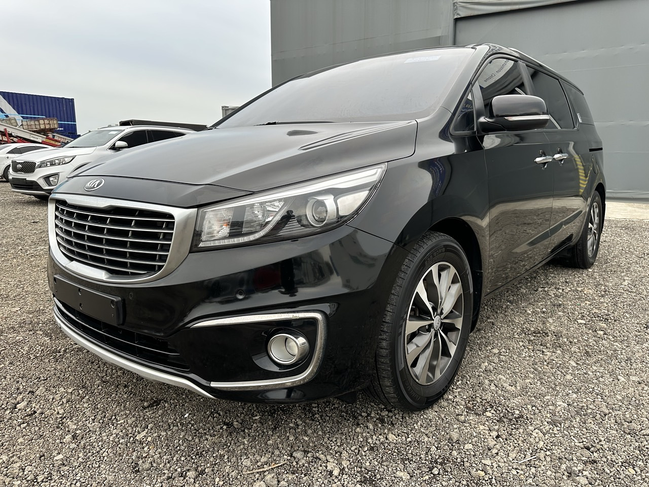 KIA CARNIVAL 2018 / 9PASAJEROS /  DIESEL / SMART KEY  15