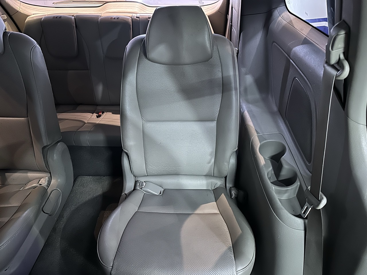 KIA CARNIVAL 2018 / 9PASAJEROS /  DIESEL / SMART KEY  36