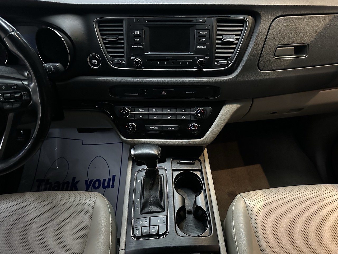 KIA CARNIVAL 2018 / 9PASAJEROS /  DIESEL / SMART KEY  29