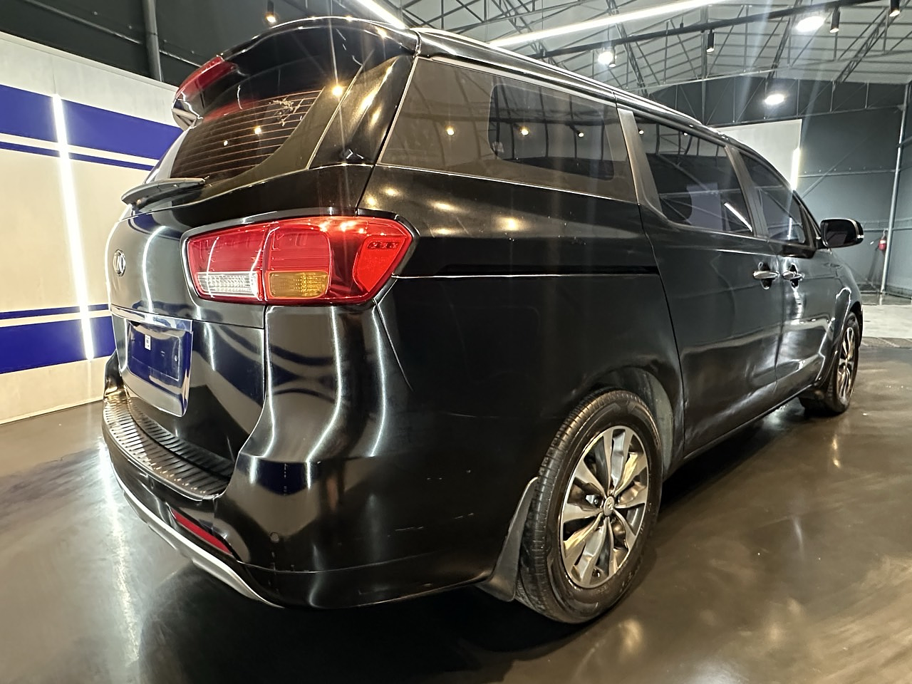 KIA CARNIVAL 2018 / 9PASAJEROS /  DIESEL / SMART KEY  12