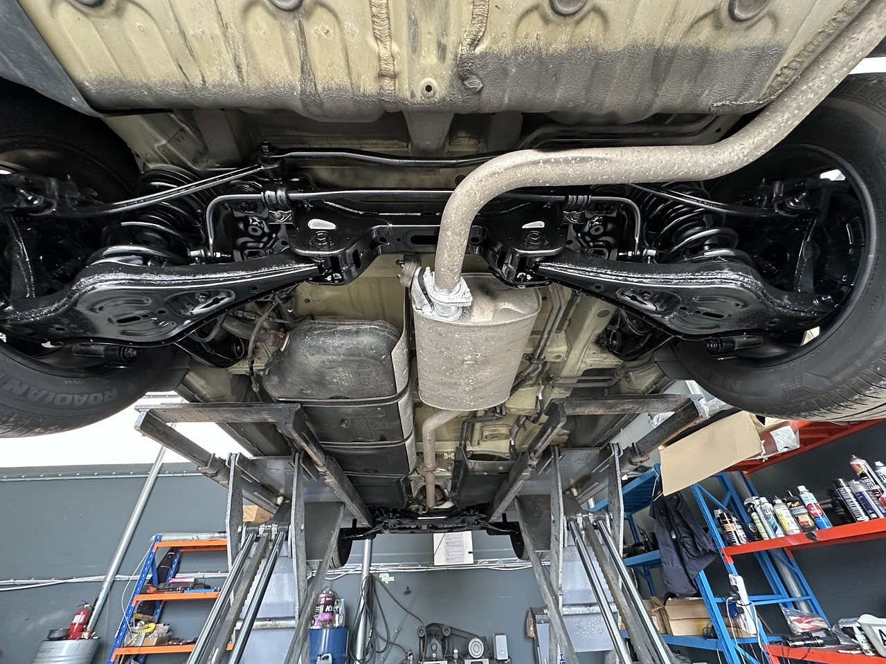 KIA CARNIVAL 2018 / 9PASAJEROS /  DIESEL / SMART KEY  44