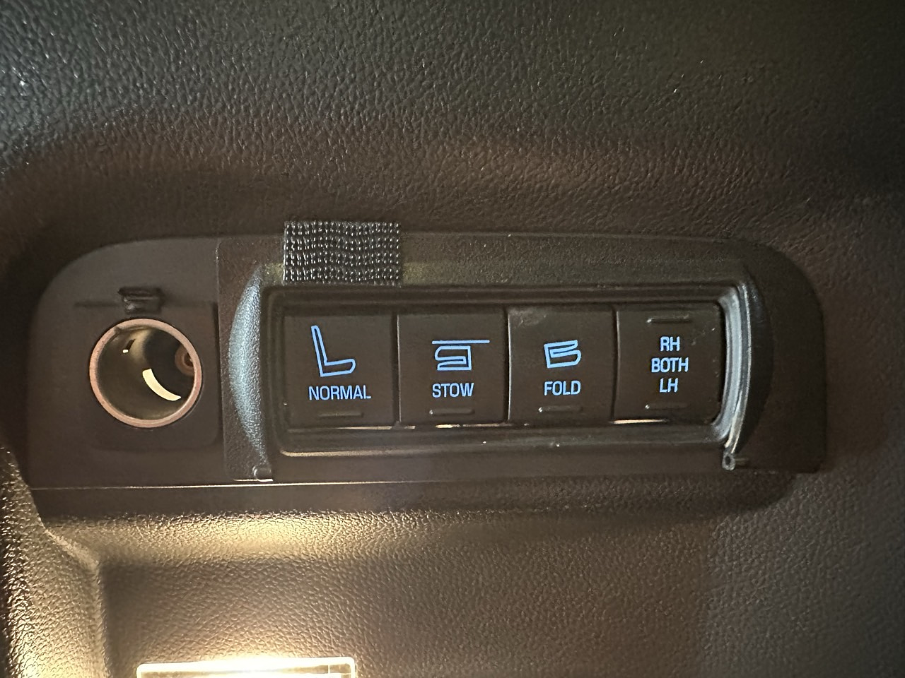 FORD EXPLORER 2014 / GASOLINA 3.5 / 7PASAJEROS / 4WD 33