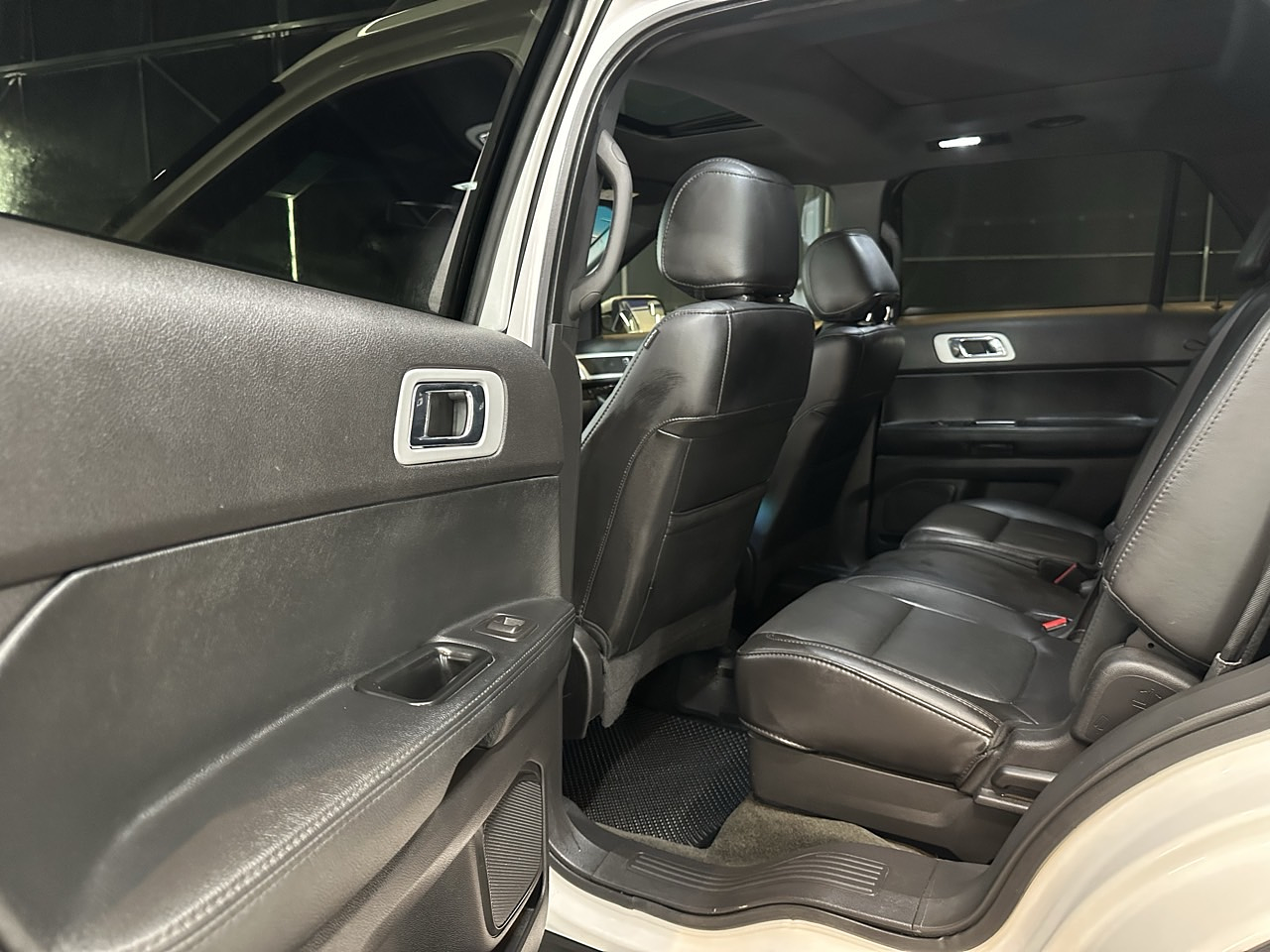 FORD EXPLORER 2014 / GASOLINA 3.5 / 7PASAJEROS / 4WD 35