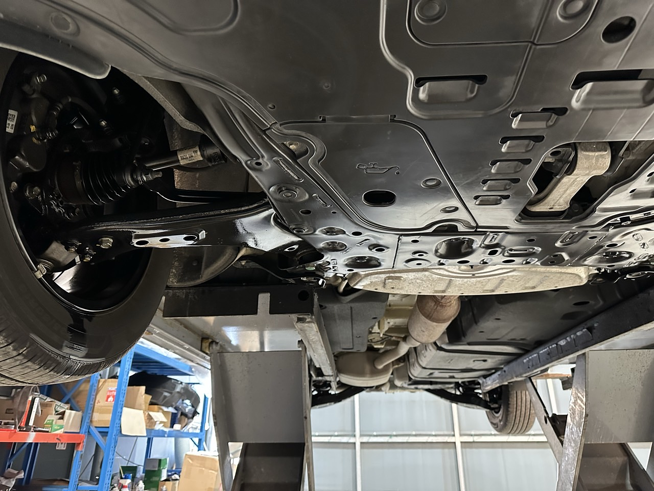 KIA CARNIVAL 2023 / 9PASAJEROS / CÁMARA R / DIESEL 2.2 / 2WD 31