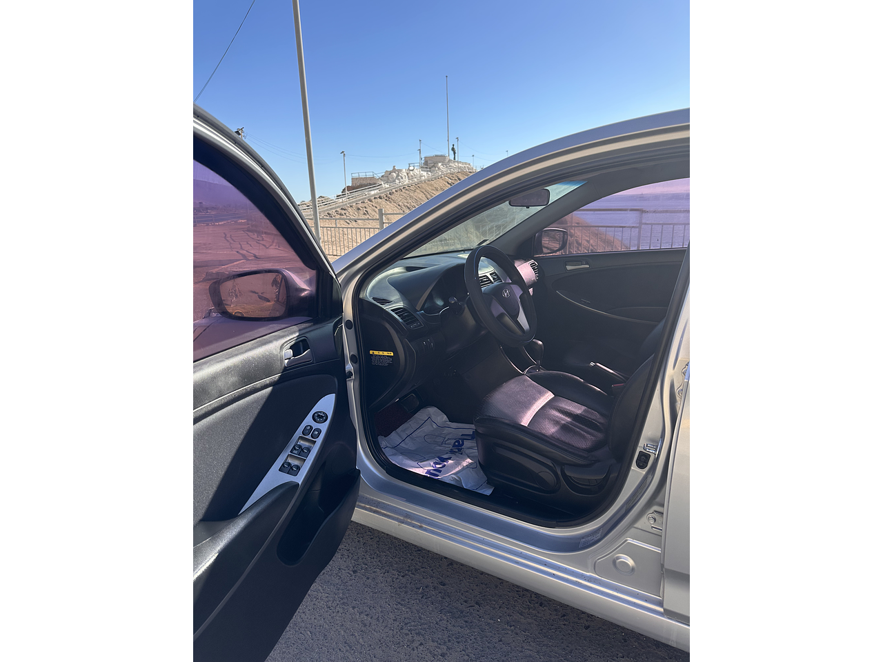 HYUNDAI ACCENT 2016 / DIESEL / 1.6 CC/ 2WD 8