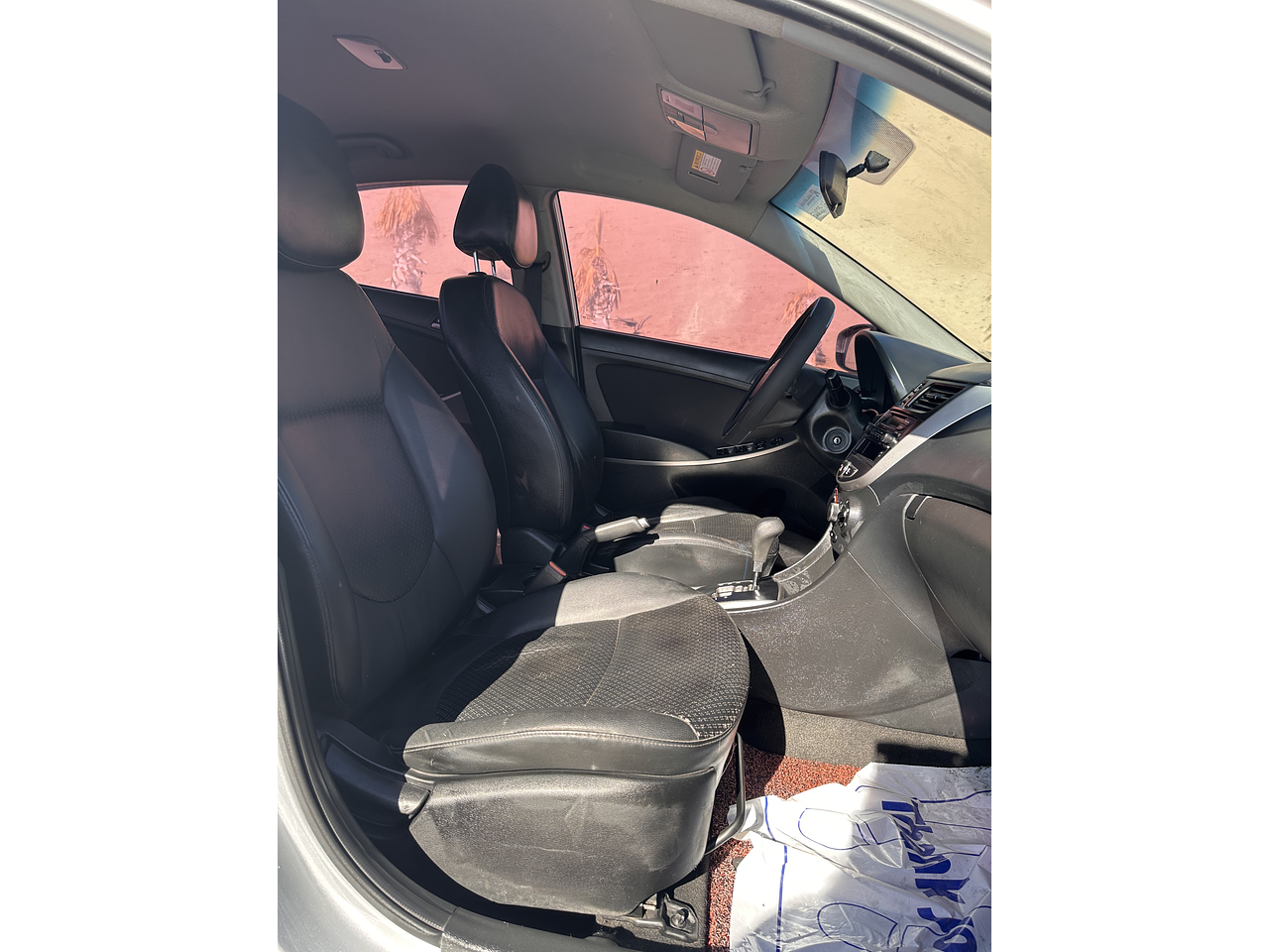 HYUNDAI ACCENT 2016 / DIESEL / 1.6 CC/ 2WD 9