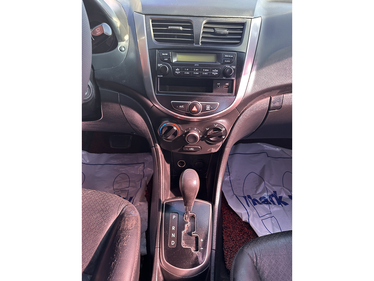 HYUNDAI ACCENT 2016 / DIESEL / 1.6 CC/ 2WD 13