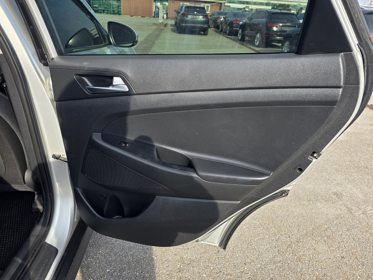  HYUNDAI TUCSON 2016 / AUTOMÁTICA  / DIESEL 1.7  / 2WD  12