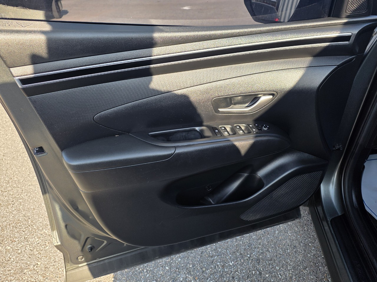  HYUNDAI TUCSON 2022 / AUTOMÁTICA  / DIESEL 2.0 / 2WD / PANTALLA 22