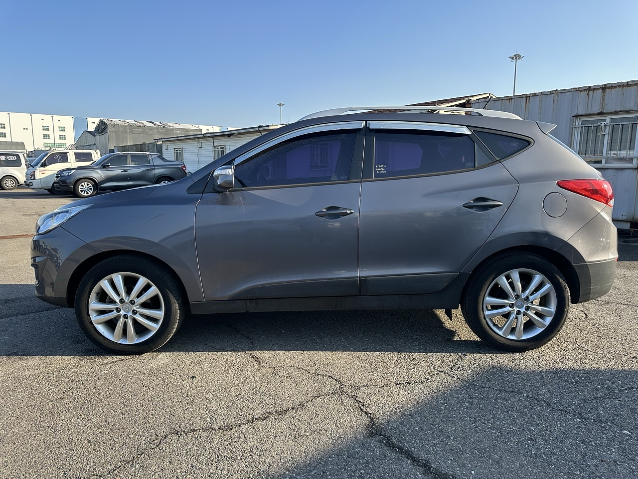  HYUNDAI TUCSON 2011 / AUTOMÁTICA  / DIESEL 2.0 / 2WD / CAMARA R  8