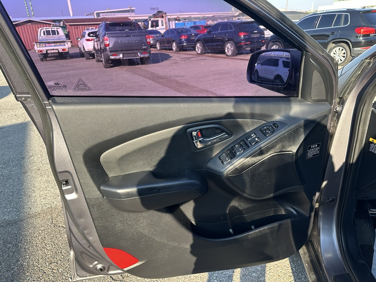  HYUNDAI TUCSON 2011 / AUTOMÁTICA  / DIESEL 2.0 / 2WD / CAMARA R  9