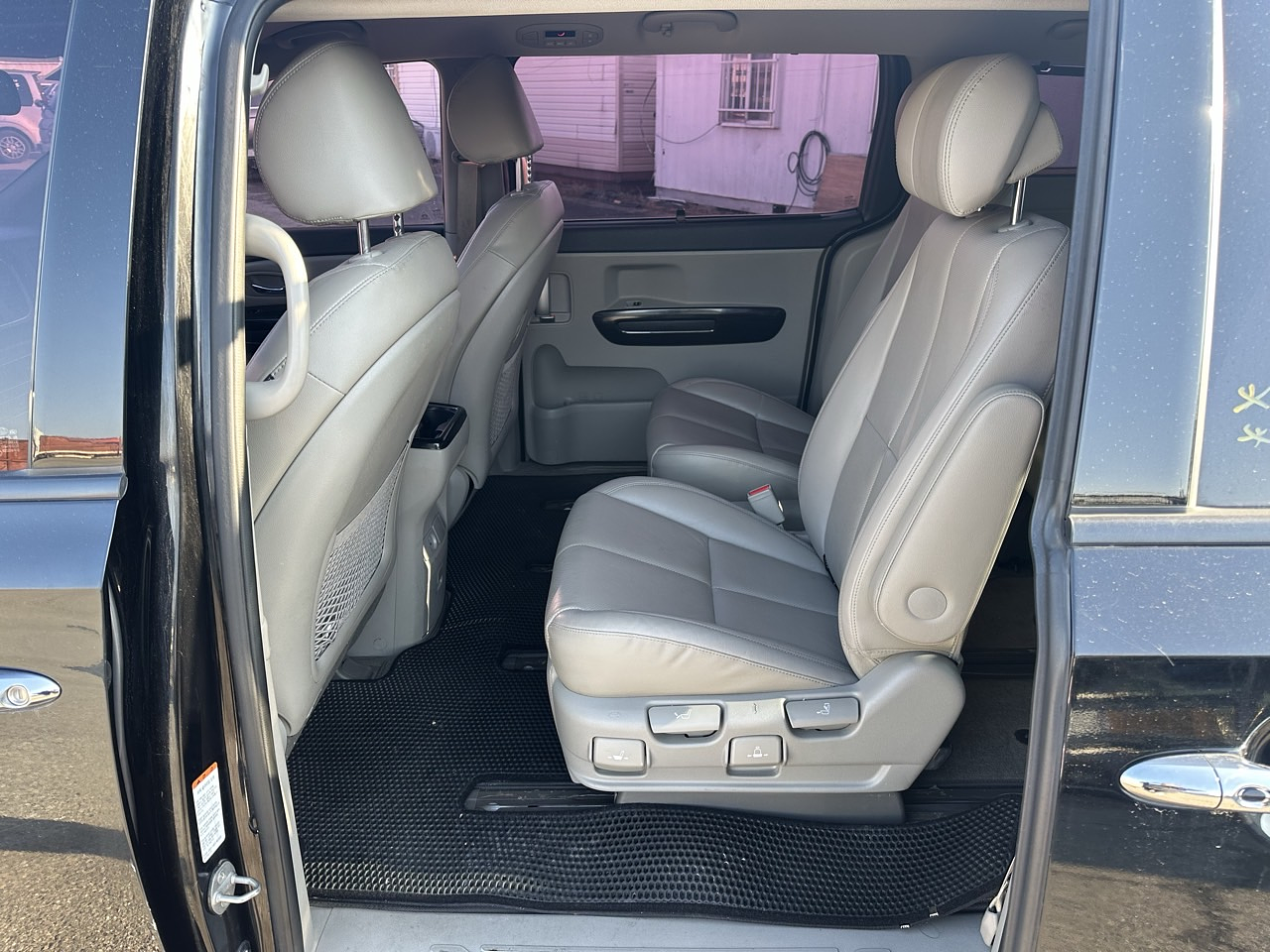 KIA ALL NEW CARNIVAL 2019 / 7PASAJEROS / DIESEL 2.2 / PANTALLA  16