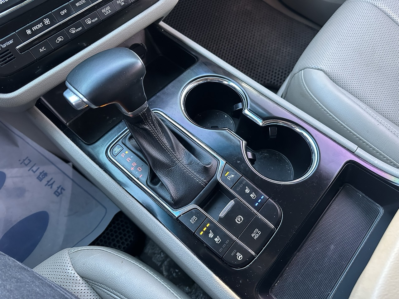 KIA ALL NEW CARNIVAL 2019 / 7PASAJEROS / DIESEL 2.2 / PANTALLA  13