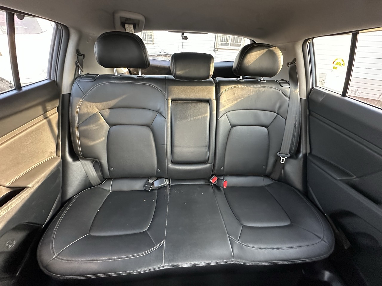 KIA SPORTAGE 2012 / PANTALLA  / 2WD / DIESEL 2.0 24