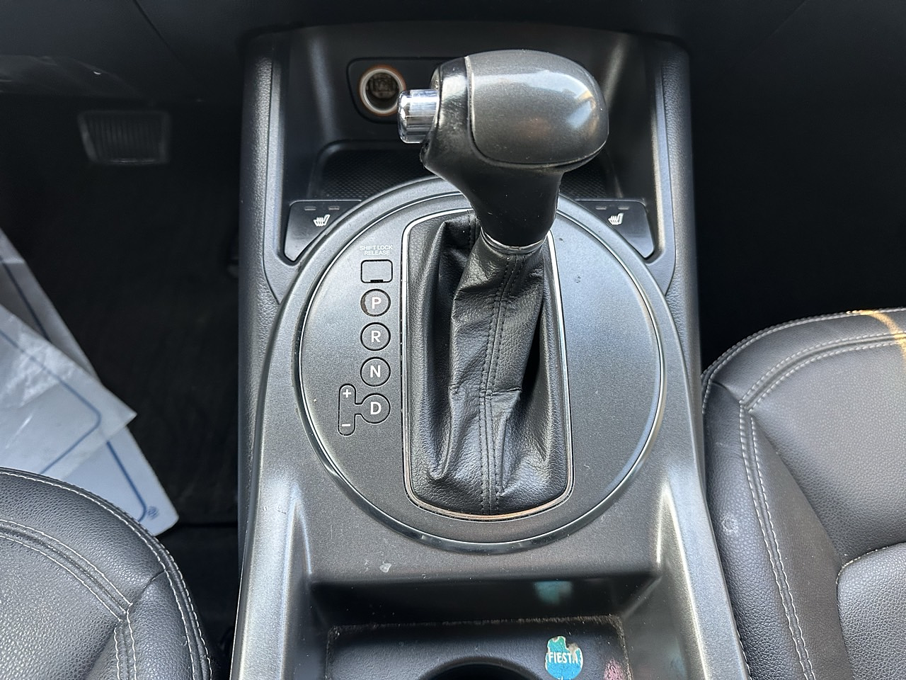 KIA SPORTAGE 2012 / PANTALLA  / 2WD / DIESEL 2.0 18