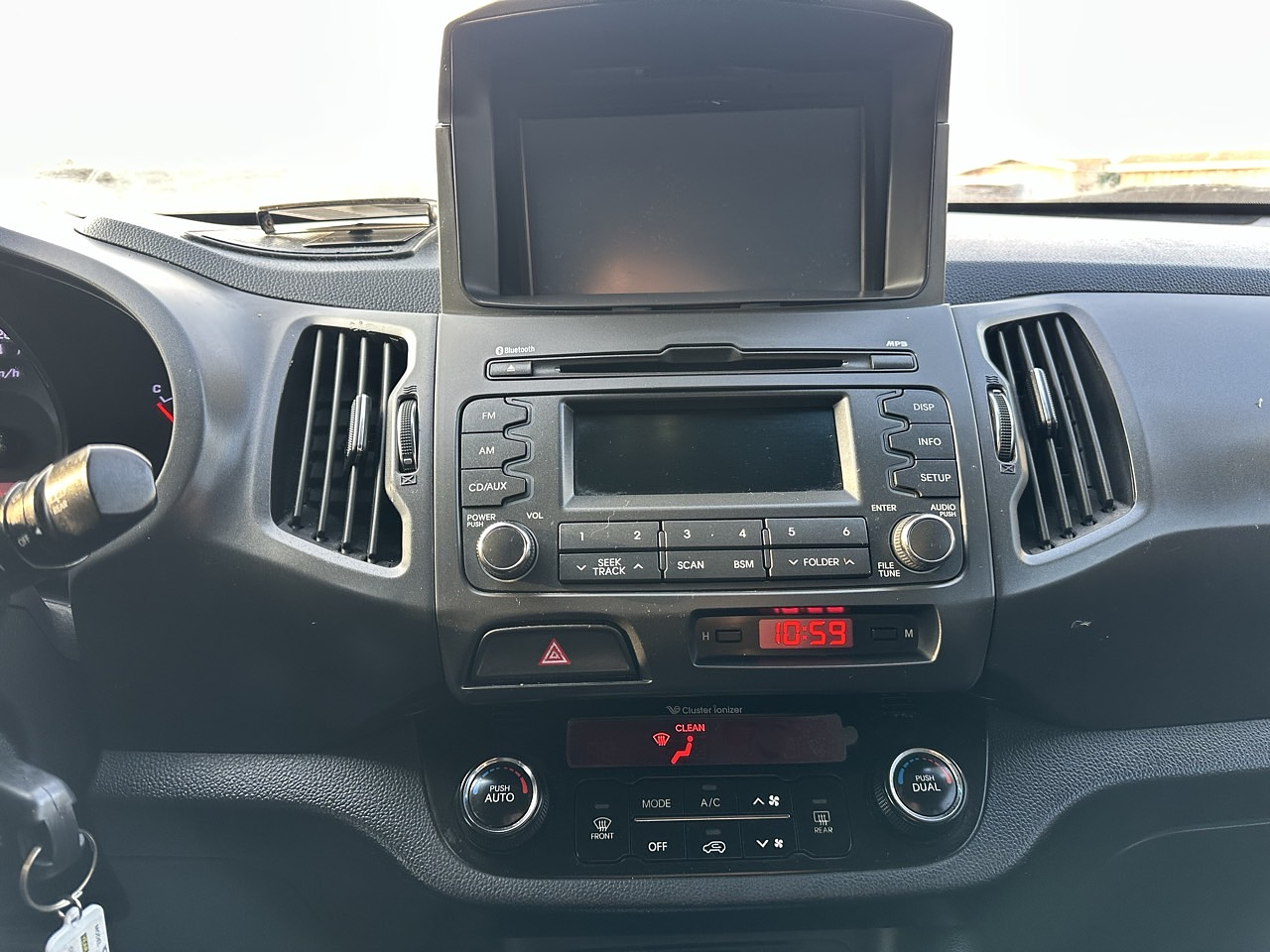 KIA SPORTAGE 2012 / PANTALLA  / 2WD / DIESEL 2.0 17