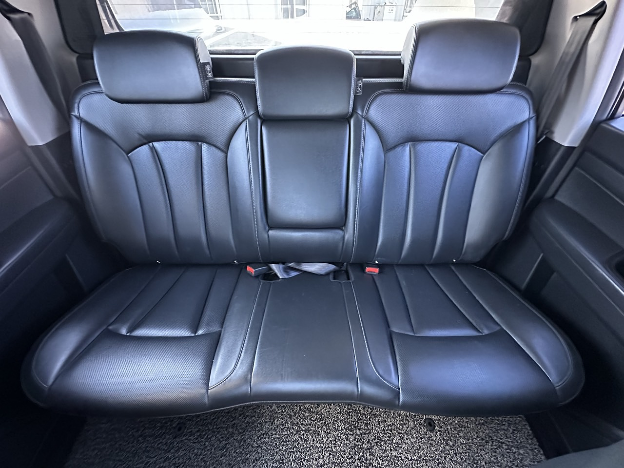 SSANG YONG REXTON SPORT 2018 / 4WD / DIESEL 2.2 / SMART KEY 25