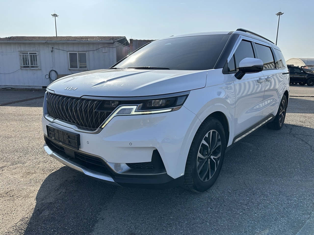 KIA CARNIVAL 2023 / 9PASAJEROS / CAMARA R / DIESEL / SMART KEY 2