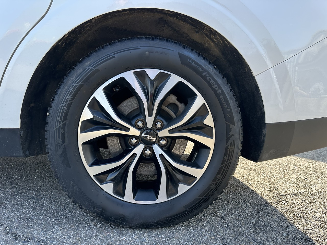 KIA CARNIVAL 2023 / 9PASAJEROS / CAMARA R / DIESEL / SMART KEY 38