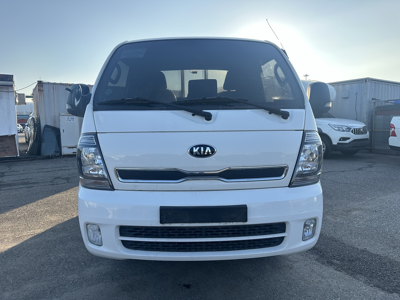 KIA BONGO3 2020 1.2T / CAMARA R / MECANICO / DIESEL 2.5 3